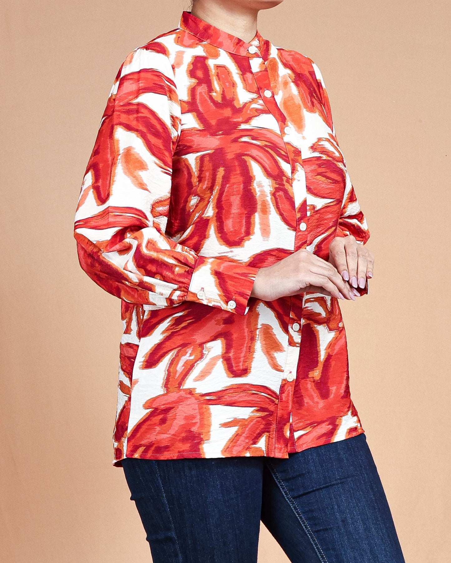 Abstract Bloom Button-Front Top – Red & White