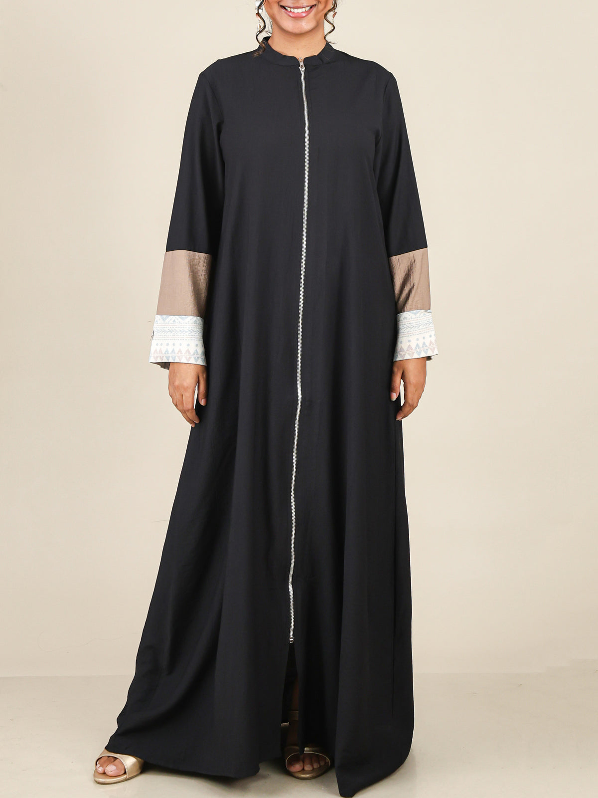 Elise Black Contrast Cuff Abaya