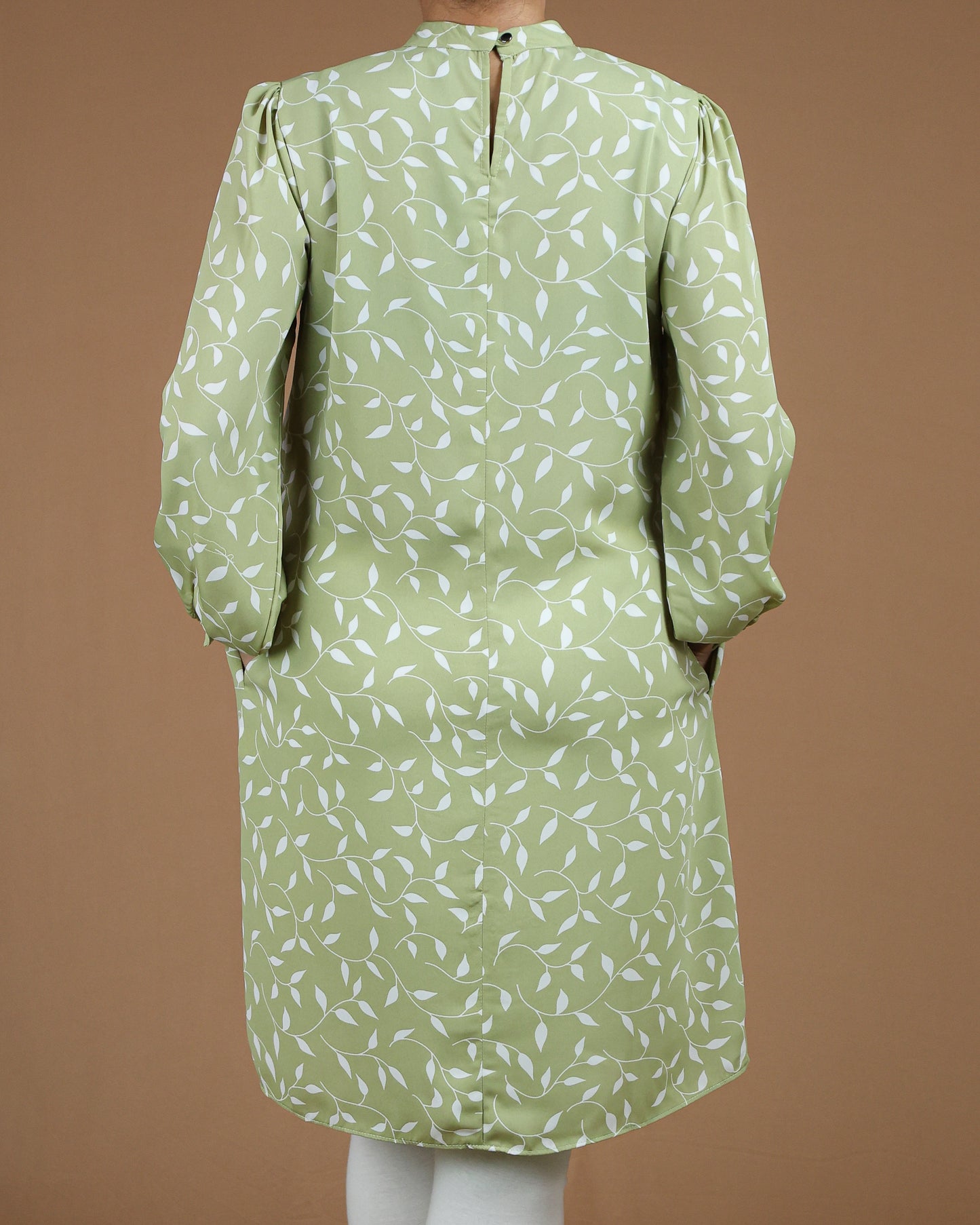 Leaf-Print Long Top with Pockets