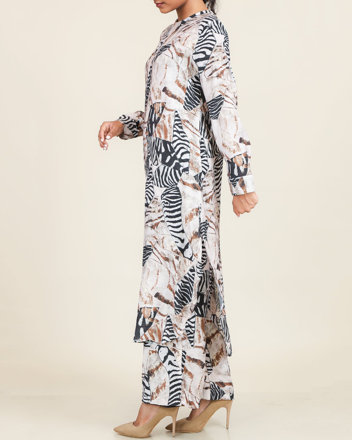 Beige Noir Abstract Printed Co-Ord Set with Flow Silhouette