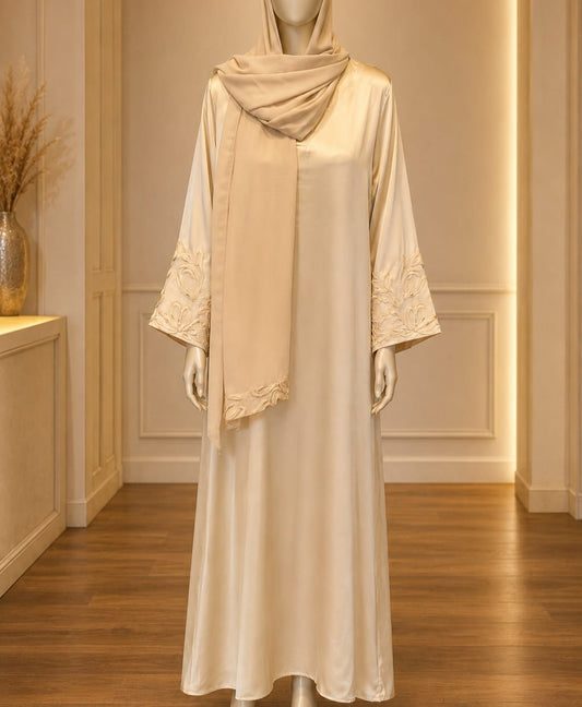 Aurelia Bloom Abaya in Ivory